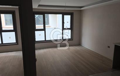 ÖVEÇLER'DE MERKEZE, ULAŞIMA YAKIN 1+1 DAİRE
