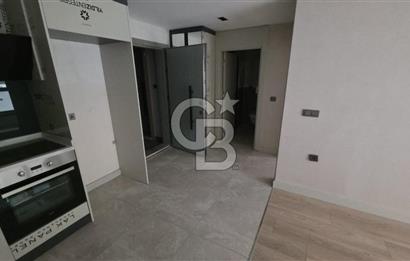 ÖVEÇLER'DE MERKEZE, ULAŞIMA YAKIN 1+1 DAİRE