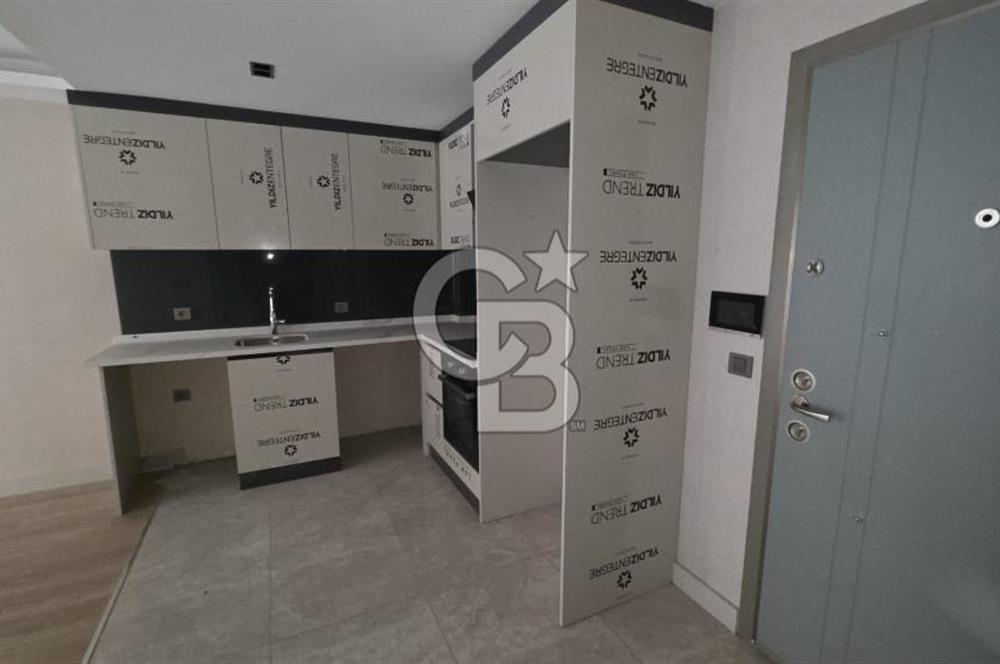 ÖVEÇLER'DE MERKEZE, ULAŞIMA YAKIN 1+1 DAİRE