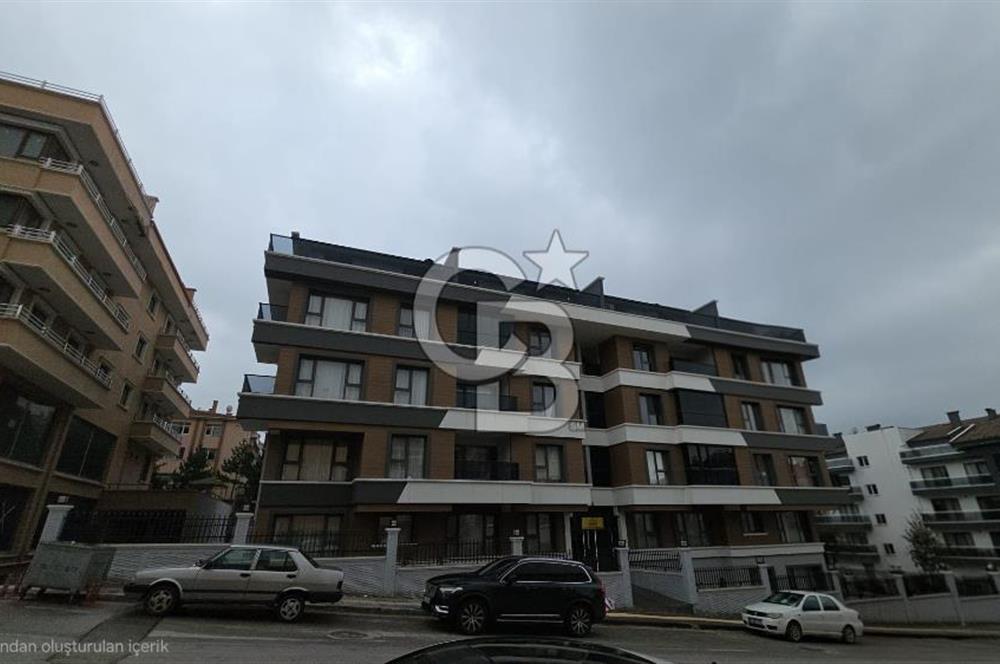 ÖVEÇLER'DE MERKEZE, ULAŞIMA YAKIN 1+1 DAİRE