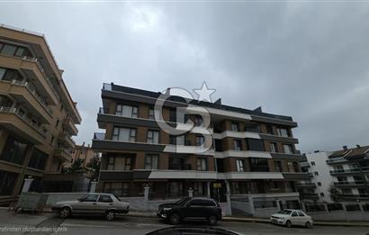 ÖVEÇLER'DE MERKEZE, ULAŞIMA YAKIN 1+1 DAİRE