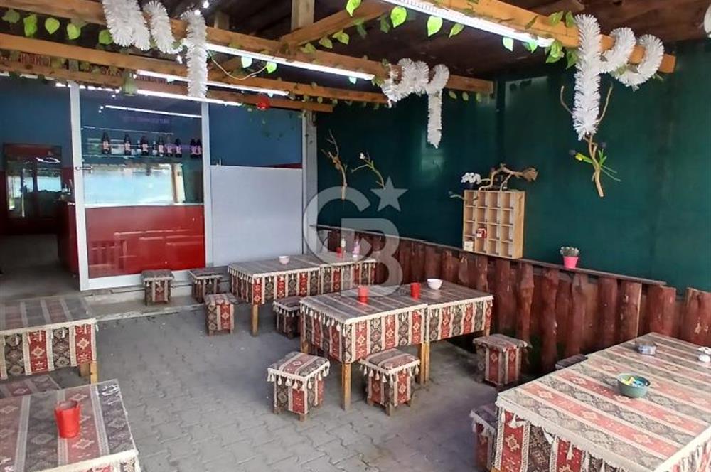 cb fly işlek lokasyonda döner ve kokoreç salonu