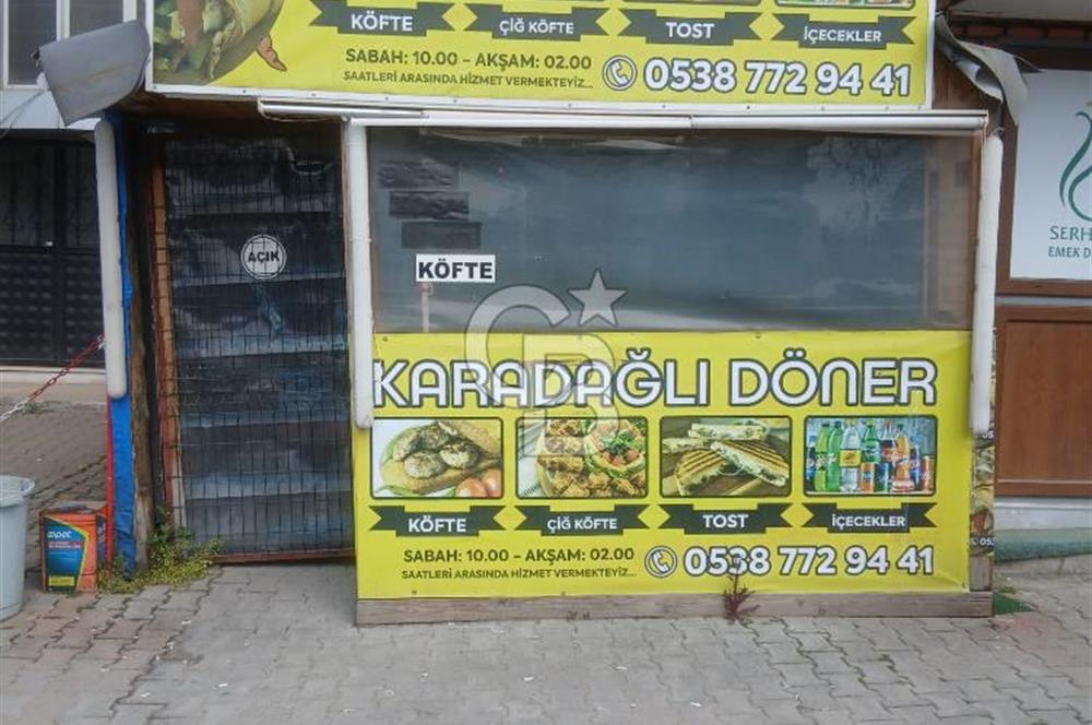 cb fly işlek lokasyonda döner ve kokoreç salonu