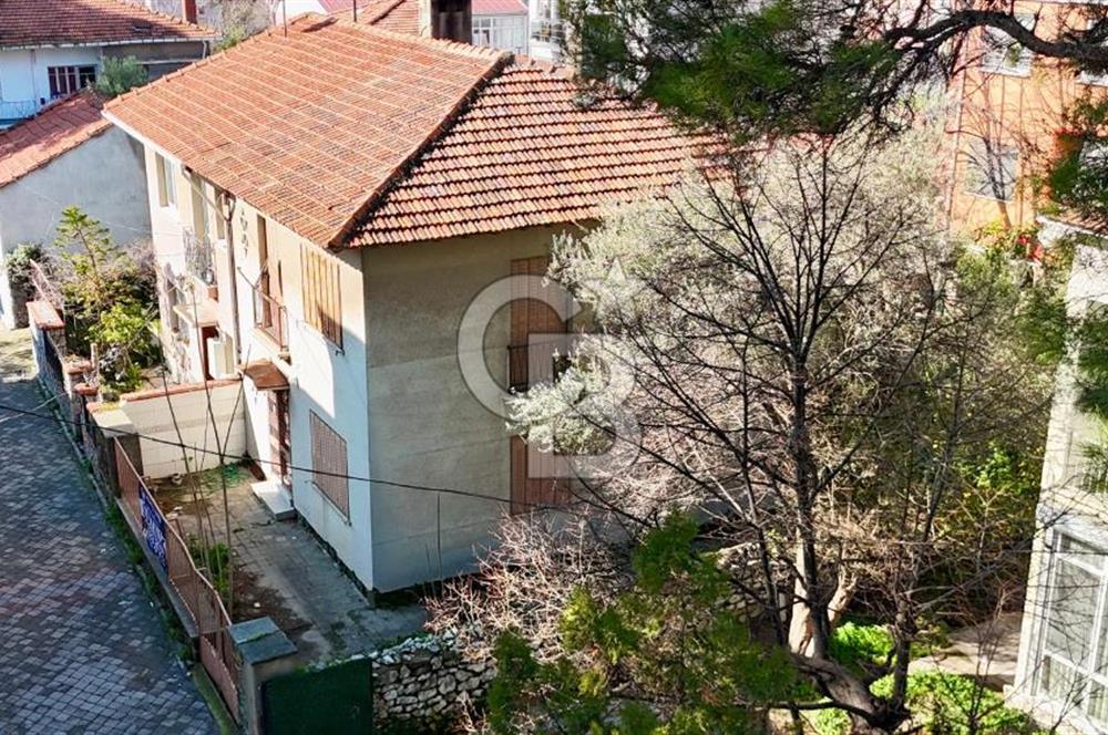 DEÜ Eğitim Fakültesine Yakın Tarihi Dokuda Bahçeli Müstakil Ev 