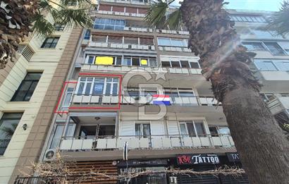 İzmir Küçükyalı'da Tadilatlı 3+1 Yalı Dairesi