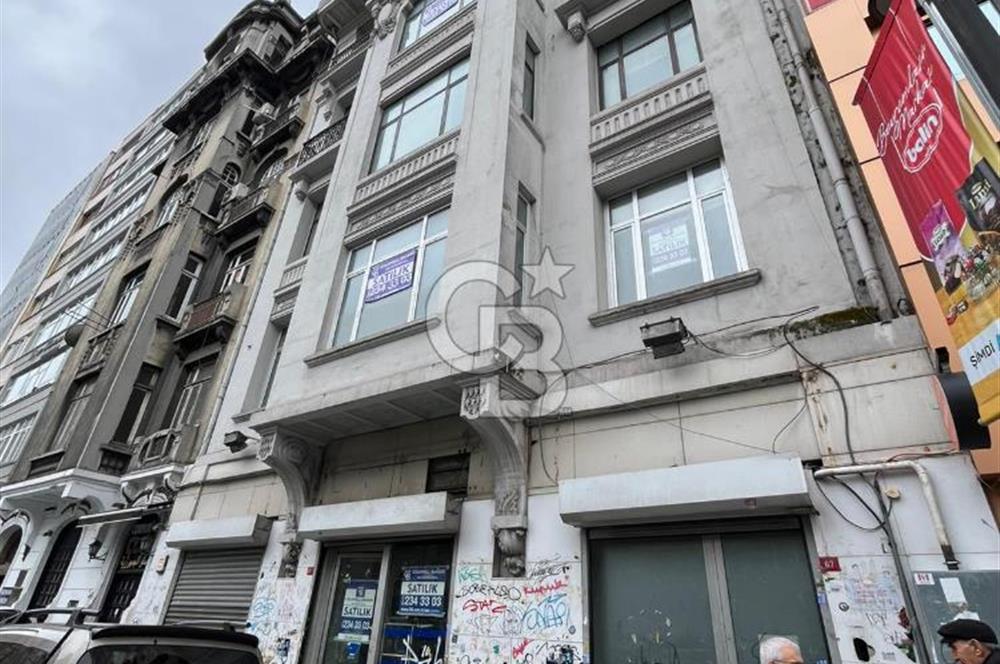 BANKADAN ŞİŞLİ'DE SATILIK CADDE ÜSTÜ BİNA