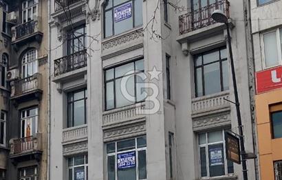 BANKADAN ŞİŞLİ'DE SATILIK CADDE ÜSTÜ BİNA