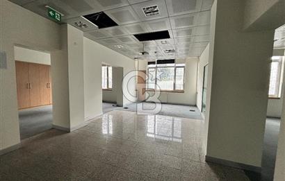 BANKADAN ŞİŞLİ'DE SATILIK CADDE ÜSTÜ BİNA