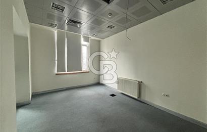 BANKADAN ŞİŞLİ'DE SATILIK CADDE ÜSTÜ BİNA