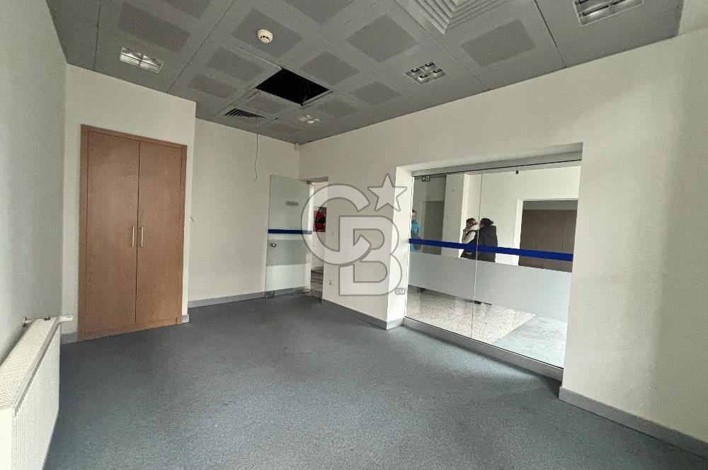 BANKADAN ŞİŞLİ'DE SATILIK CADDE ÜSTÜ BİNA