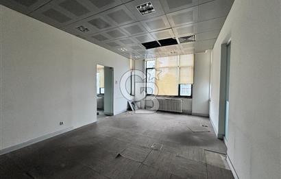 BANKADAN ŞİŞLİ'DE SATILIK CADDE ÜSTÜ BİNA