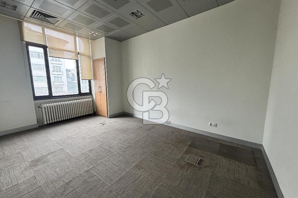 BANKADAN ŞİŞLİ'DE SATILIK CADDE ÜSTÜ BİNA