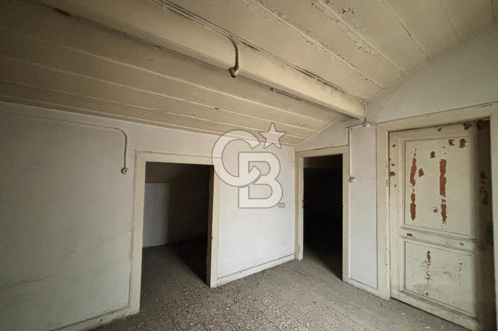 BANKADAN ŞİŞLİ'DE SATILIK CADDE ÜSTÜ BİNA