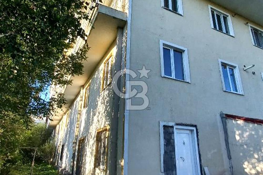 Ardahan Emniyetin karşısı bağımsız giriş büyütmeye müsait daire