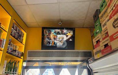 Basmane Meydan'da Yüksek Potansiyelli Satılık Dükkan