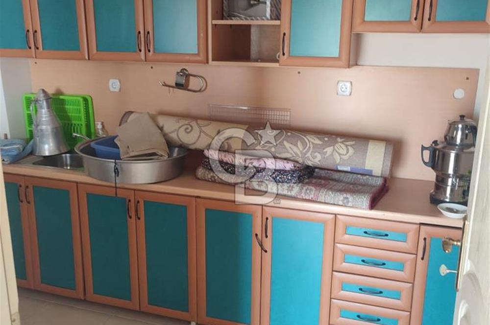 Doğankent Çavuşlu'da 4000 m2 Arsada 3+1 - 2 Mutfaklı Satılık Ev