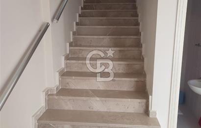 Doğankent Çavuşlu'da 4000 m2 Arsada 3+1 - 2 Mutfaklı Satılık Ev