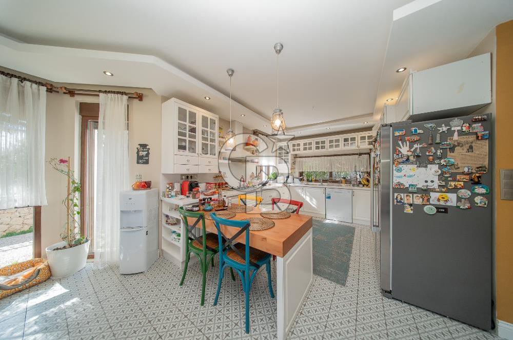 Antalya Duacı'da Satılık Villa: 776m² Arsa, İskanlı