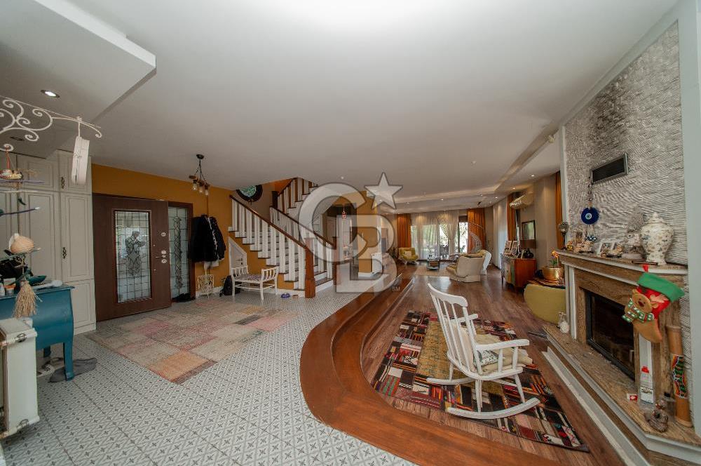 Antalya Duacı'da Satılık Villa: 776m² Arsa, İskanlı