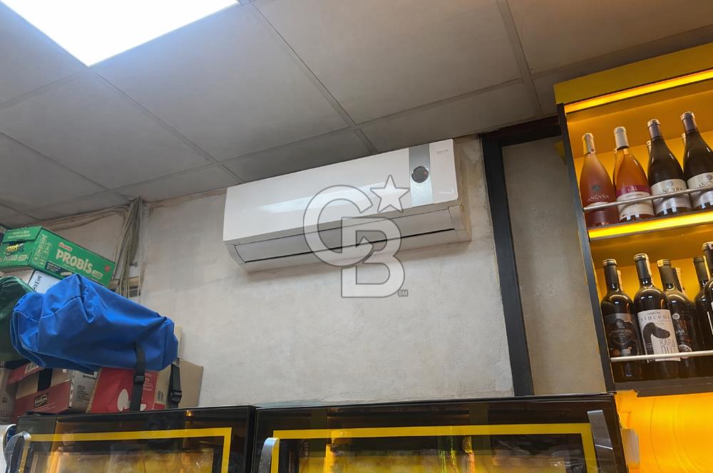 Basmane Meydan'da Yüksek Potansiyelli Satılık Dükkan