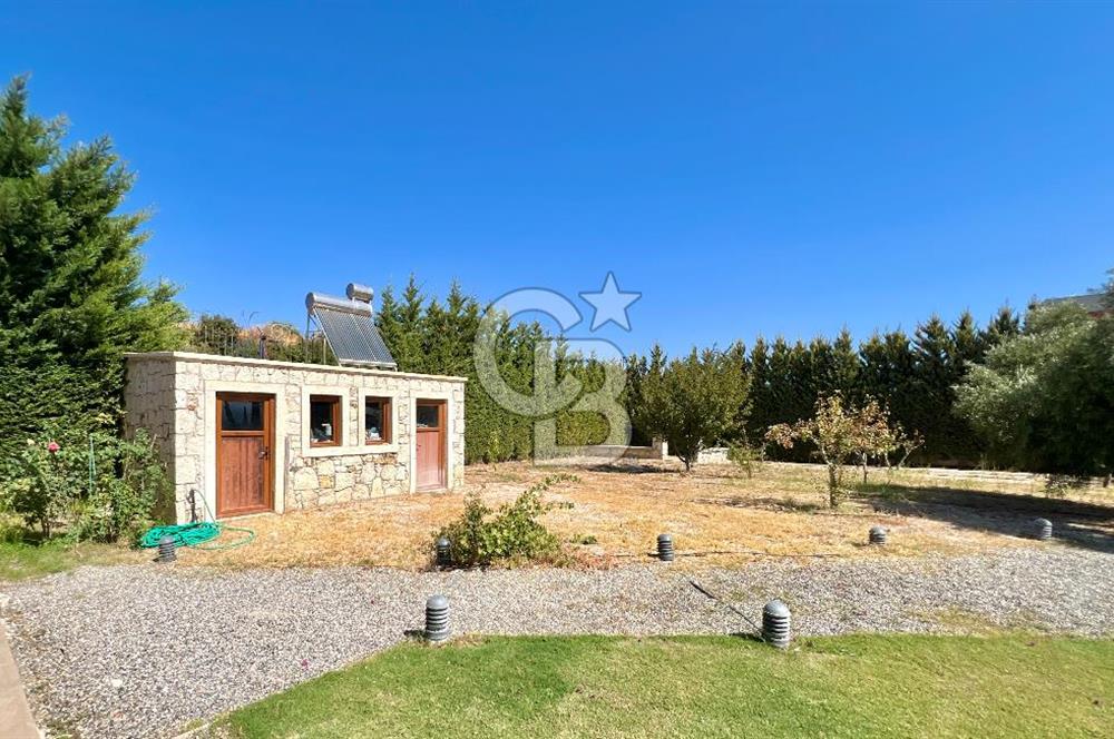 ÇEŞME OVACIK SATILIK 856 m² DENİZ MANZARALI ARSA