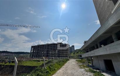 Meydan Feronia Projesinde Havuz Cephe 1+1 Satılık Daire