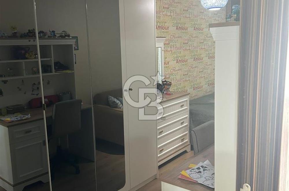 BEYLİKDÜZÜ ADNAN KAHVECİ’DE MELİSA EVLERİ SİTESİNDE 1+1 SATILIK | KREDİYE UYGUN | HAVUZLU SİTE