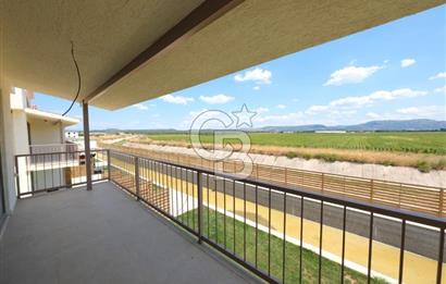 Ayvalık Altınova Sayfiye Sitesi İçerisinde Havuzlu Geniş 2+1 Daire