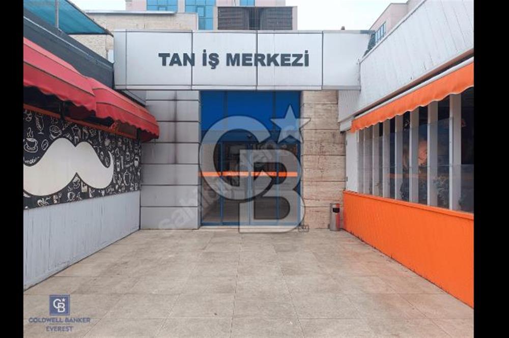 Kükürtlü'de satılık ofis