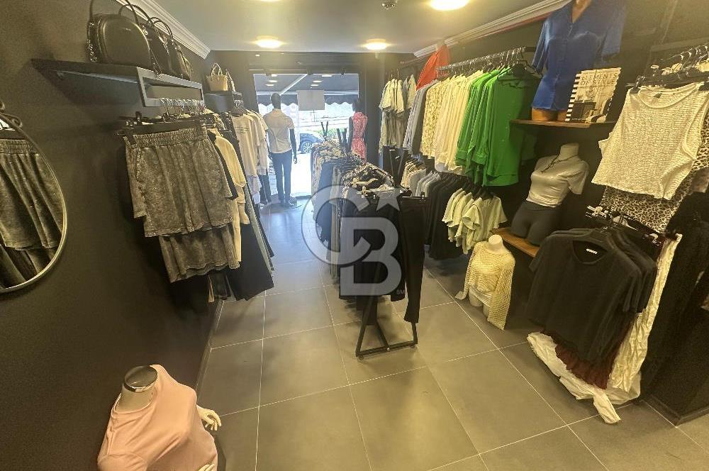 BAHÇEŞEHİR TUALDE 3 KATLI DEVREN KİRALIK GÜZELLİK SALONU/BUTİK