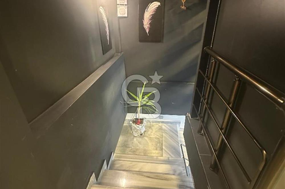 BAHÇEŞEHİR TUALDE 3 KATLI DEVREN KİRALIK GÜZELLİK SALONU/BUTİK