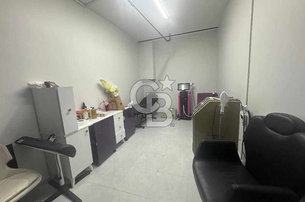 BAHÇEŞEHİR TUALDE 3 KATLI DEVREN KİRALIK GÜZELLİK SALONU/BUTİK