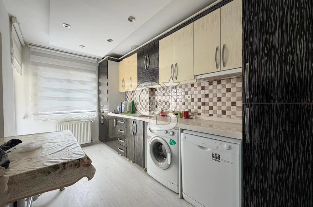 MERKEZİ KONUMDA! CAD. ÜZERİ ARA KATTA YAPILI ÖN CEPHE KUPON 3+1!