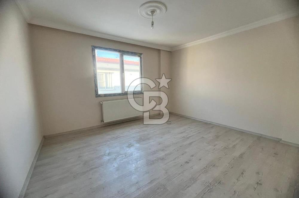 Bergama Atatürk Mahallesi Yığma Tepede Satılık 3+1 Büyük Daire