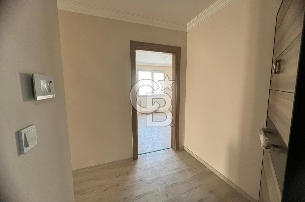 Bergama Atatürk Mahallesi Yığma Tepede Satılık 3+1 Büyük Daire