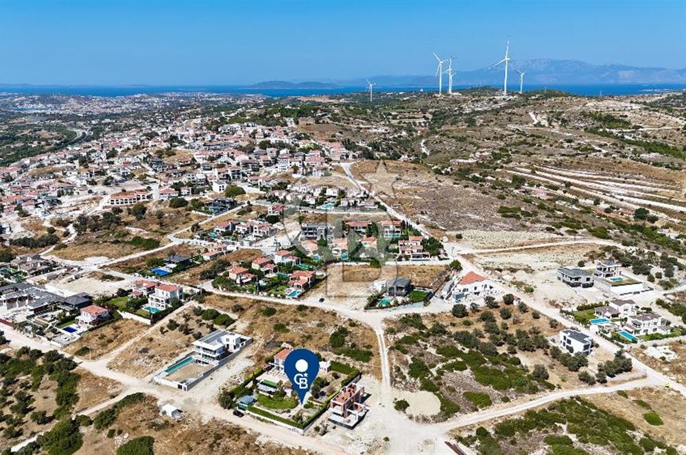 ÇEŞME OVACIK SATILIK 856 m² DENİZ MANZARALI ARSA