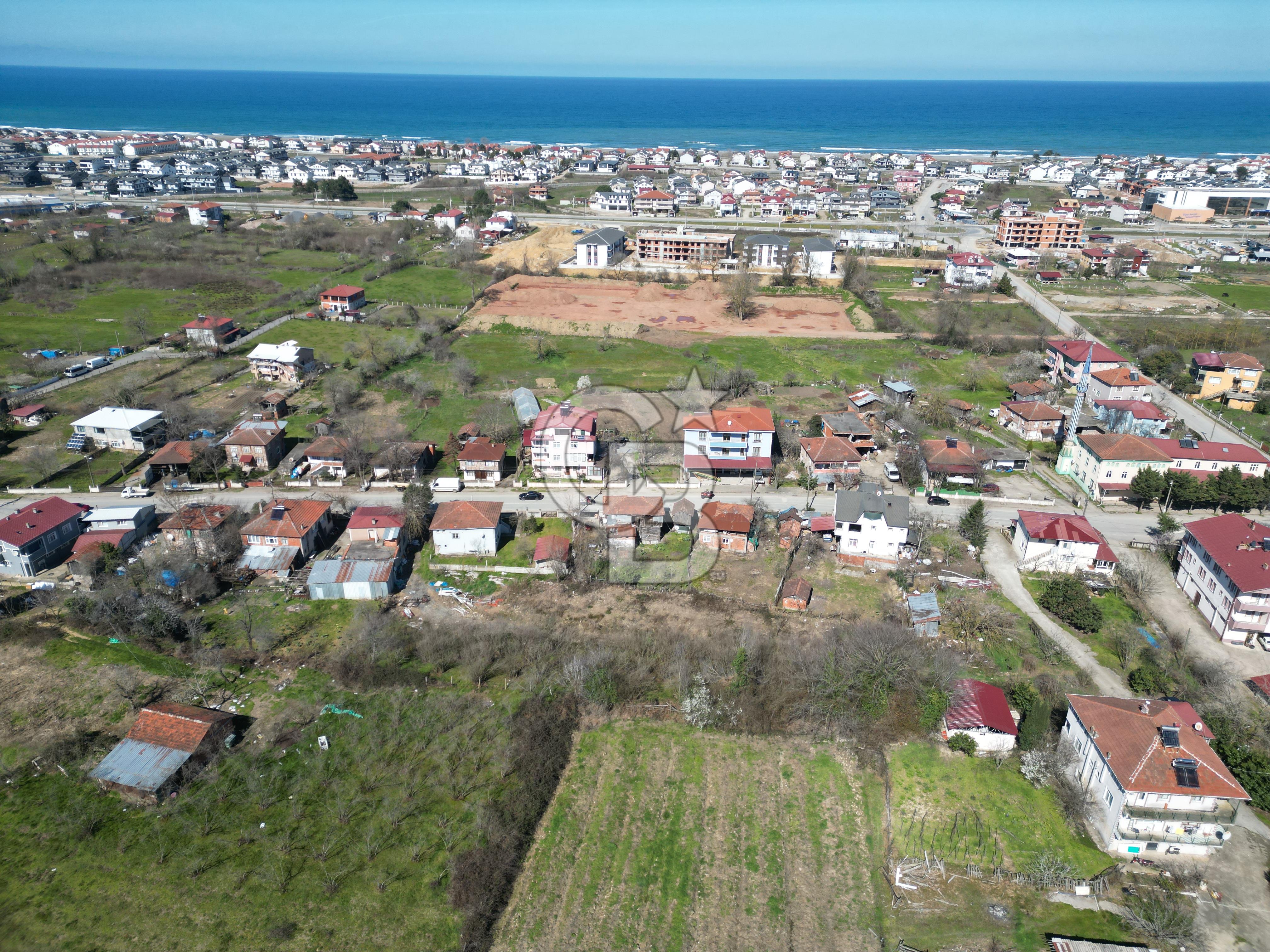Kocaali'de 356 m² Konut İmarlı Arsa | Yola Cephe
