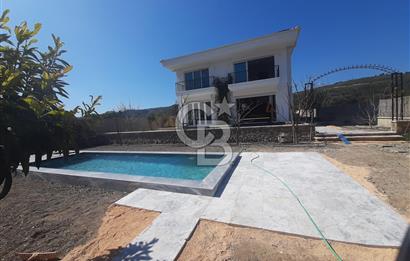 ÇEŞME MAMURBABA DA MÜSTAKİL HAVUZLU KİRALIK 6+2 VİLLA