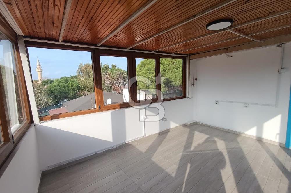 1307135820 İZMİRİN İNCİSİ FOÇADA DENİZE 30 METRE KİRALIK DÜKKAN