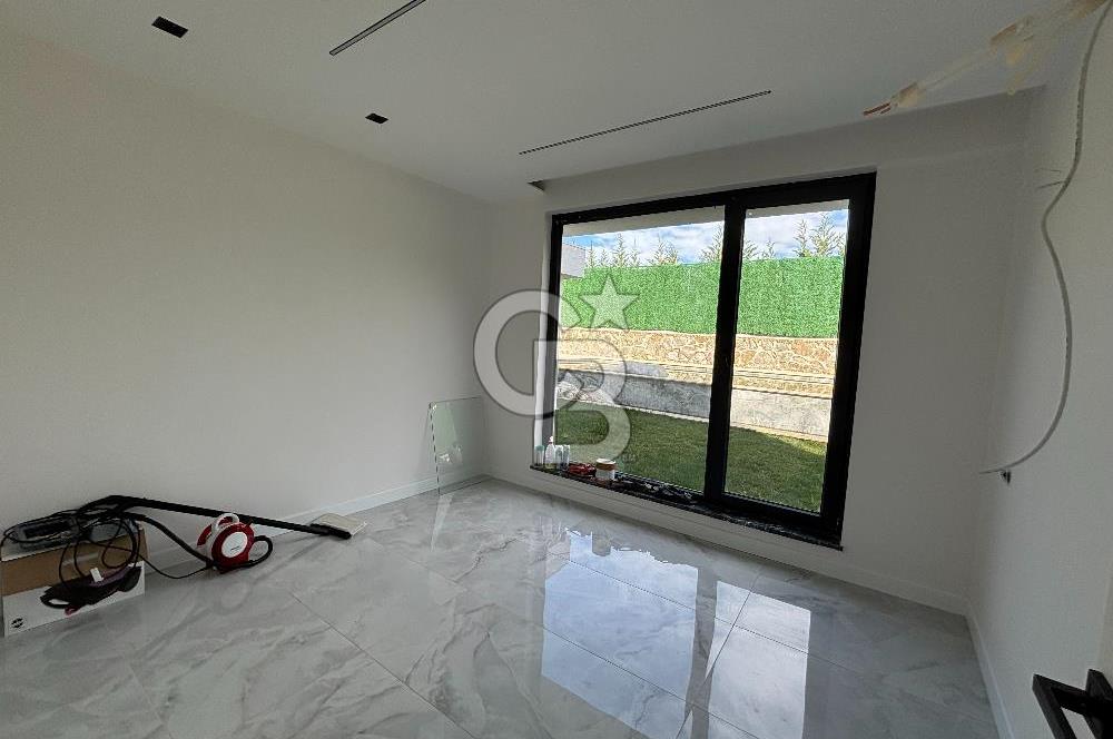 Ormana Komşu, Göl Manzaralı, Müstakil Havuzlu 4+1 Butik Villa