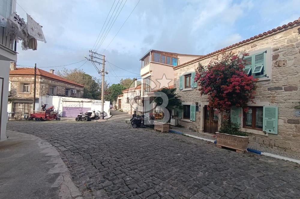  İZMİRİN İNCİSİ FOÇADA DENİZE 30 METRE SATILIK DÜKKAN 