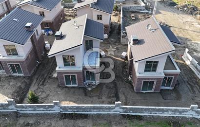 Göl ve Şehir Arasında Saklı Bir Cennet: Modern Tasarım, Müstakil