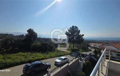KUŞADASI SOĞUCAKTA SELCUK DENGE SİTESİ 5+2 TRİPLEKS VİLLA