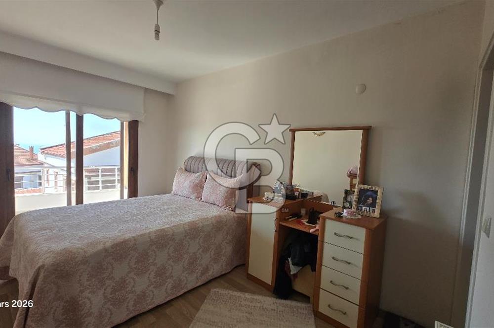 KUŞADASI SOĞUCAKTA SELCUK DENGE SİTESİ 5+2 TRİPLEKS VİLLA