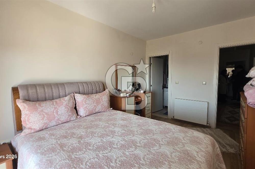 KUŞADASI SOĞUCAKTA SELCUK DENGE SİTESİ 5+2 TRİPLEKS VİLLA