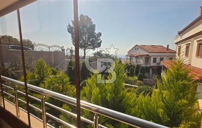 KUŞADASI SOĞUCAKTA SELCUK DENGE SİTESİ 5+2 TRİPLEKS VİLLA