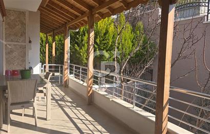 KUŞADASI SOĞUCAKTA SELCUK DENGE SİTESİ 5+2 TRİPLEKS VİLLA