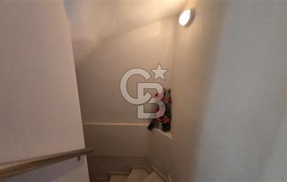 KUŞADASI SOĞUCAKTA SELCUK DENGE SİTESİ 5+2 TRİPLEKS VİLLA