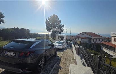 KUŞADASI SOĞUCAKTA SELCUK DENGE SİTESİ 5+2 TRİPLEKS VİLLA