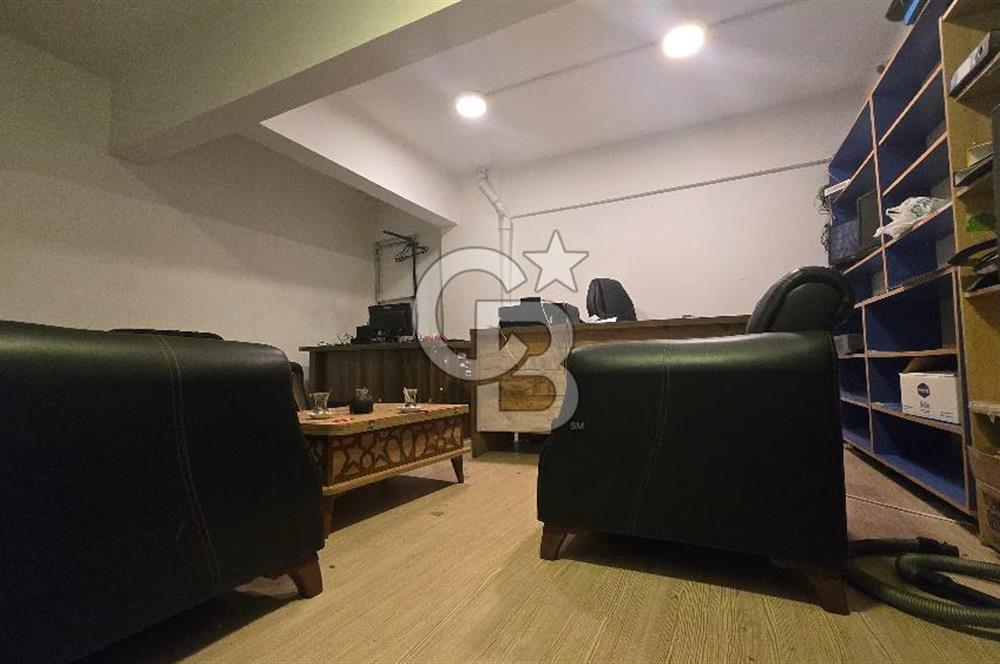 YALI MAH. KÖŞE KONUM MÜŞTERİSİ OTURMUŞ DEVREN KİRALIK ŞARKÜTERİ